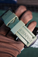 Load image into Gallery viewer, Panerai dieci giorni gmt ceramica