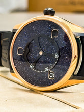 Load image into Gallery viewer, H.Moser &amp; Cie pioneer tourb aventurine