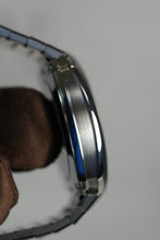 Load image into Gallery viewer, H.Moser &amp; Cie Streamliner Two Hands 34mm Silver Fumé