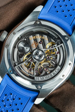 Load image into Gallery viewer, H.Moser &amp; Cie Pioneer Centre Seconds Concept Citrus Green