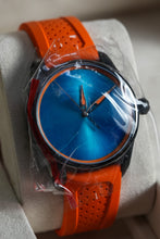 Load image into Gallery viewer, H.Moser &amp; Cie Spiced aqua
