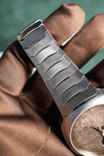 Load image into Gallery viewer, H.Moser &amp; Cie meteorite moser