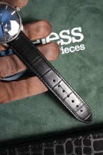 Load image into Gallery viewer, H.Moser &amp; Cie. Cie Venturer Small Seconds