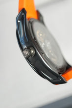 Load image into Gallery viewer, H.Moser &amp; Cie center seconds spiced aqua