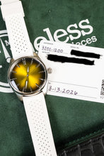 Load image into Gallery viewer, H.Moser &amp; Cie sunny side up