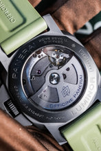 Load image into Gallery viewer, Panerai dieci giorni gmt ceramica