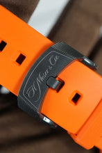 Load image into Gallery viewer, H.Moser &amp; Cie center seconds spiced aqua