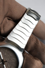 Load image into Gallery viewer, H.Moser &amp; Cie Streamliner Perpetual Moon Concept Meteorite