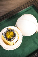 Load image into Gallery viewer, H.Moser &amp; Cie sunny side up