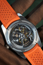Load image into Gallery viewer, H.Moser &amp; Cie center seconds spiced aqua