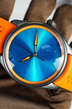 Load image into Gallery viewer, H.Moser &amp; Cie center seconds spiced aqua