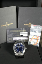 Load image into Gallery viewer, Vacheron Constantin Overseas