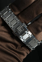Load image into Gallery viewer, Audemars Piguet Royal Oak Jumbo "50th Anniversary"