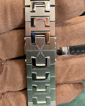 Load image into Gallery viewer, Czapek antartique passage de drake ss glacier blue dial