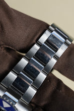 Load image into Gallery viewer, Rolex GMT-Master II oyster pepsi