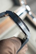 Load image into Gallery viewer, Girard Perregaux Laureato Skeleton
