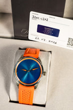 Load image into Gallery viewer, H.Moser &amp; Cie center seconds spiced aqua