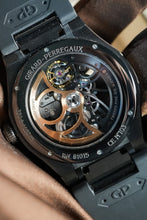 Load image into Gallery viewer, Girard Perregaux Laureato Skeleton